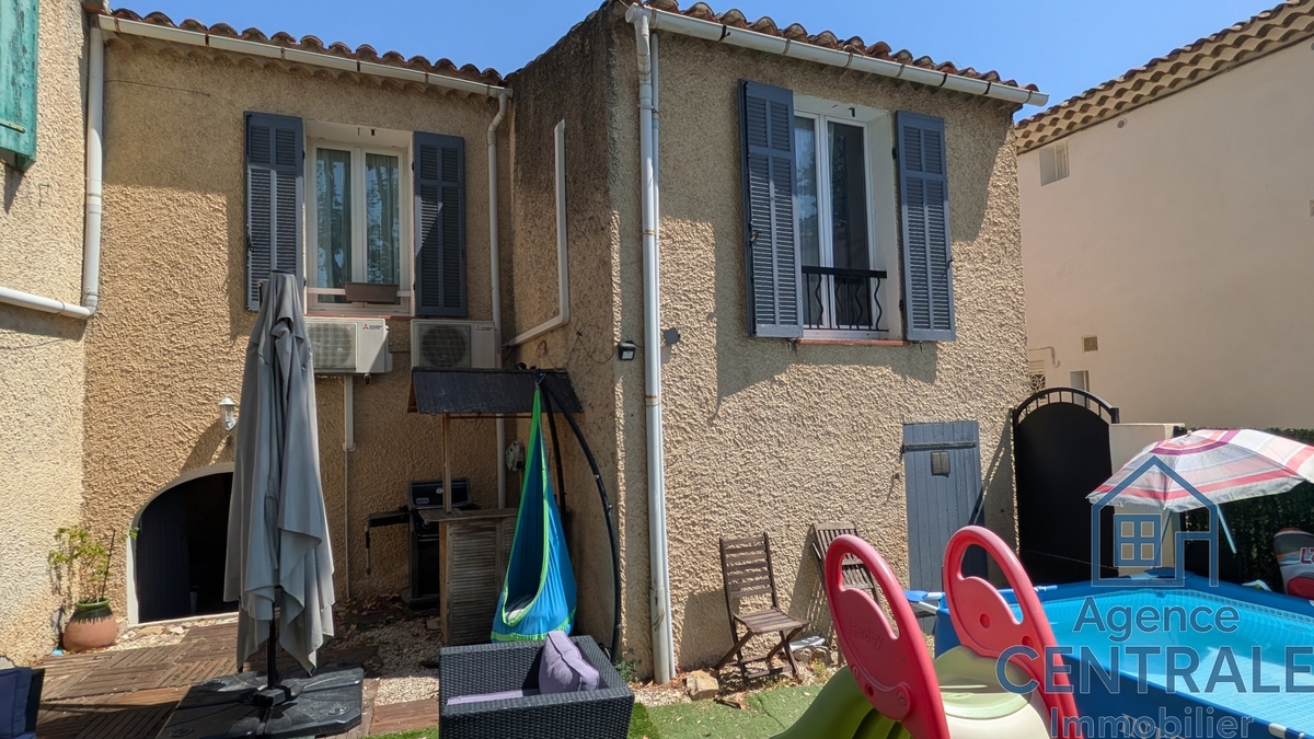 Maison mitoyenne - Saint-Cyr-sur-Mer